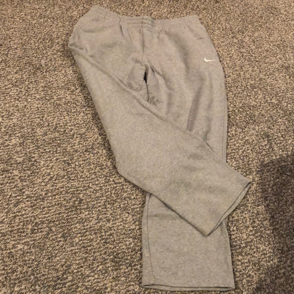Men’s Nike sweat pants